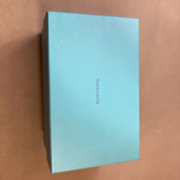 Tiffany & Co. Classic blue medium accessory gift box, to keep crystal,porcelain - Picture 4 of 13